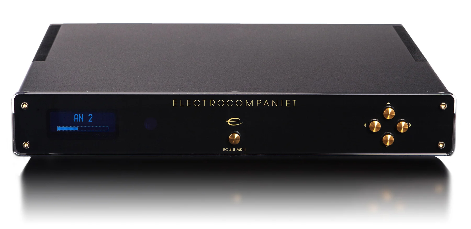 EC-4.8-MKII-Reference-Preamplifier-tr